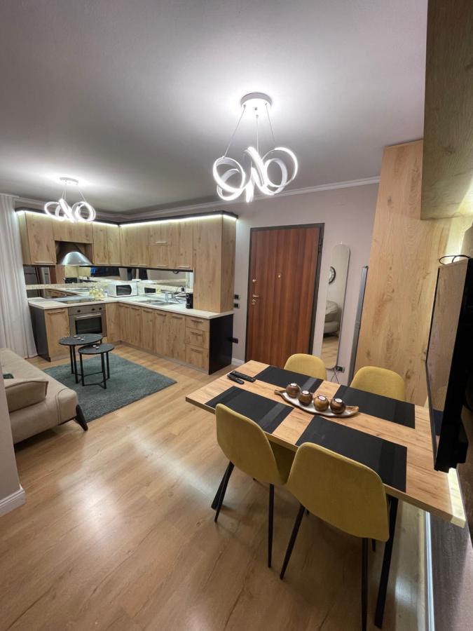 Superior 2Br Apartment Tiran Dış mekan fotoğraf